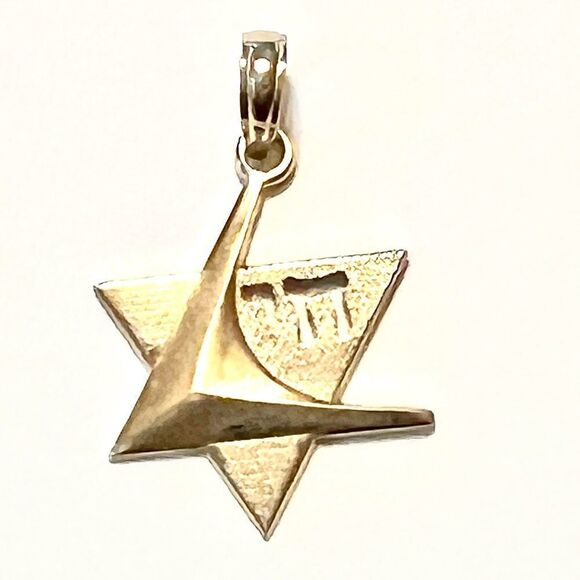 14K Polished Star Of David with Chai Charm - Picture 5 of 10